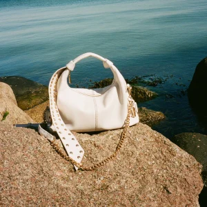 Bolso Dandy Detail Cozy Off White w. Gold NÚNOO BAGS